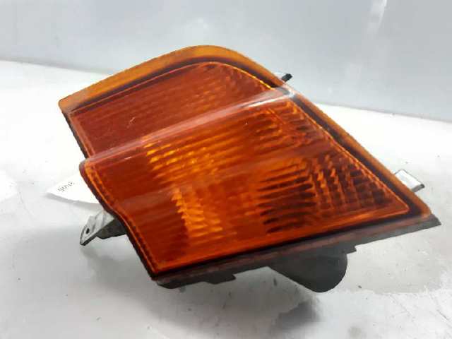 Kierunkowskaz prawy 89027936 NISSAN