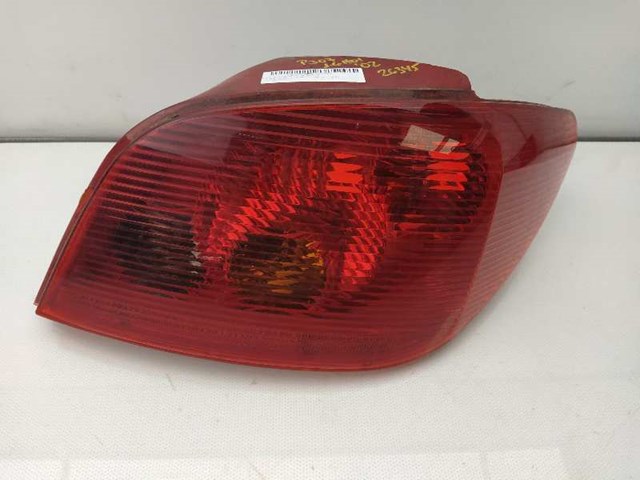 Lampa zespolona tylna prawa 89034731 PEUGEOT