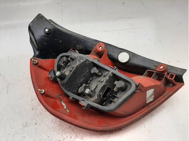 Lampa zespolona tylna prawa 89035080 RENAULT