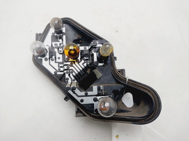 Lampa zespolona tylna lewa 89037872A OPEL