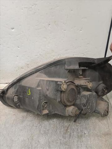 Reflektor prawy 89101388 FIAT