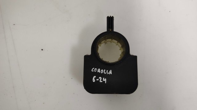 Czujnik kąta skrętu kierownicy 8924502020 TOYOTA