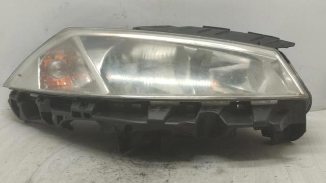 Reflektor prawy 89307000 RENAULT