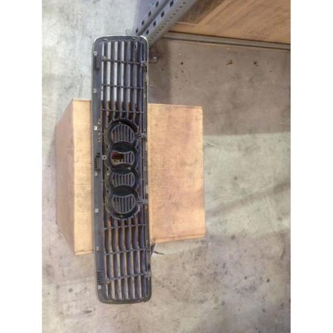 Atrapa chłodnicy Audi 80 89, 89Q, 8A