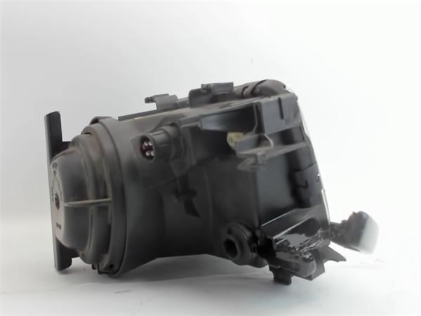 Reflektor prawy Audi 80 8C2