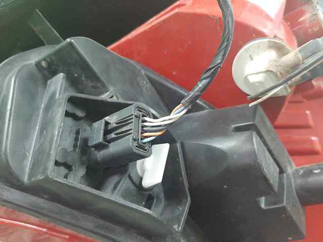 Lampa zespolona tylna lewa 89397354 RENAULT