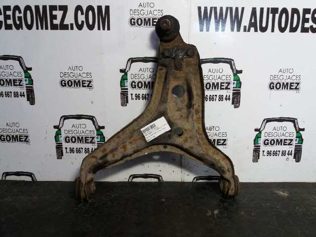 Wahacz zawieszenia przedniego dolny prawy 895407148A VAG