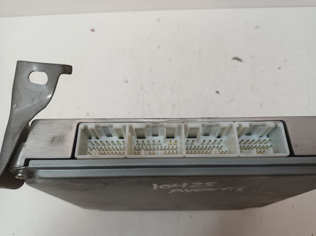 Sterownik silnika 8966105690 TOYOTA