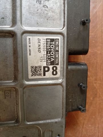 8966142J40 Toyota