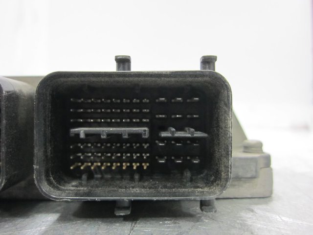 Sterownik silnika Lexus IS E2