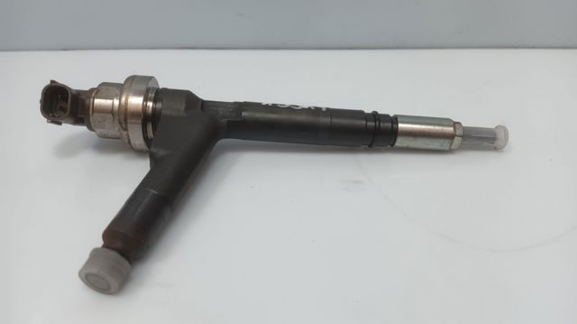Wtryskiwacz paliwa 8973138614 OPEL