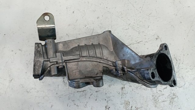 Kolektor ssący 8973858233 OPEL