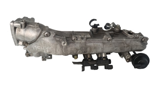 Kolektor ssący 8973858235 OPEL