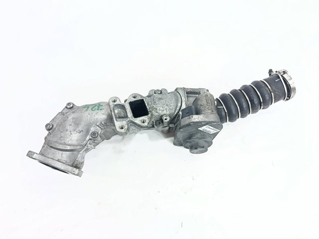 Kolektor ssący 8973858235 OPEL