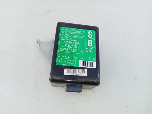Czujnik bezkluczykowego dostępu do drzwi (odbiornik klucza) 8974060072 TOYOTA