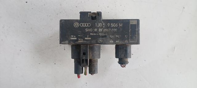 898967000 VAG