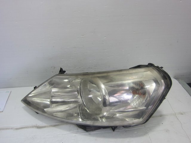 Reflektor lewy 89901161 PEUGEOT