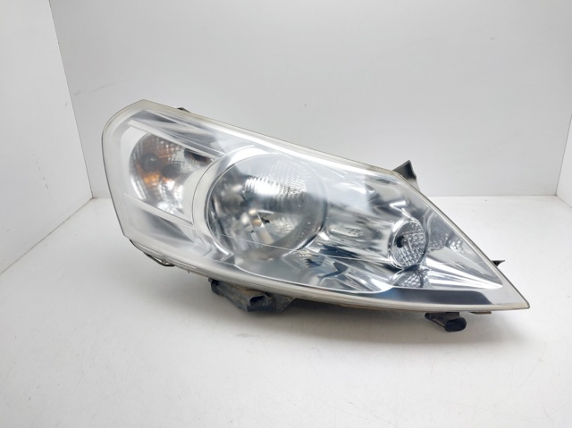 Reflektor prawy 89902604 PEUGEOT