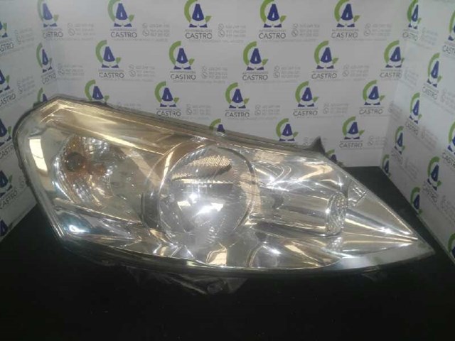 Reflektor prawy 89902604 PEUGEOT