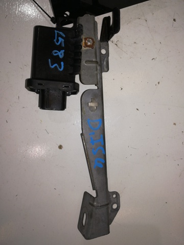 Czujnik bezkluczykowego dostępu do drzwi (odbiornik klucza) 8999130040 SUBARU