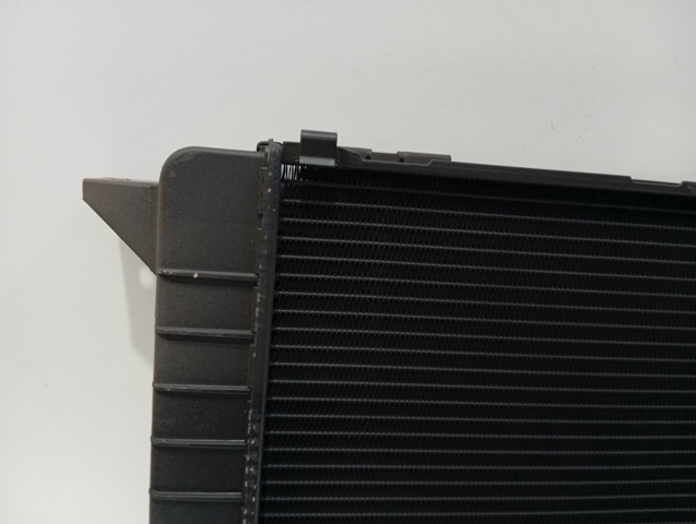 Chłodnica silnika 8A0121251 VAG