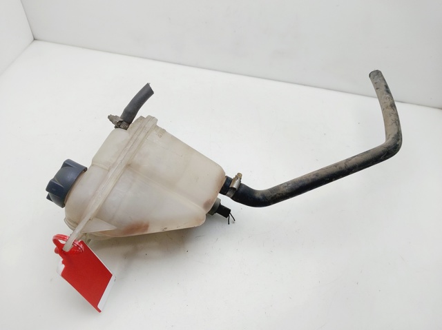 Zbiorniczek wyrównawczy układu chłodzenia 8A0121403 VAG