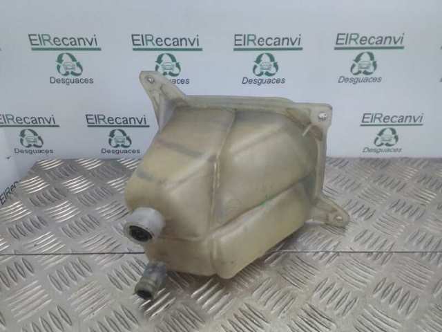 Zbiorniczek wyrównawczy układu chłodzenia 8A0121403 VAG