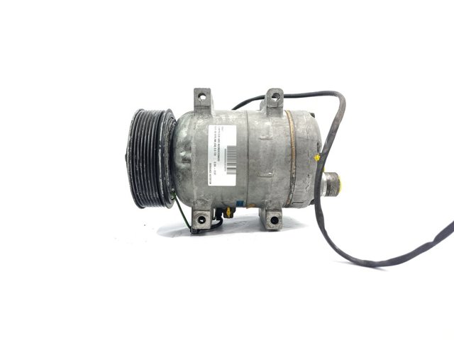Sprężarka klimatyzacji Audi 100 4A2
