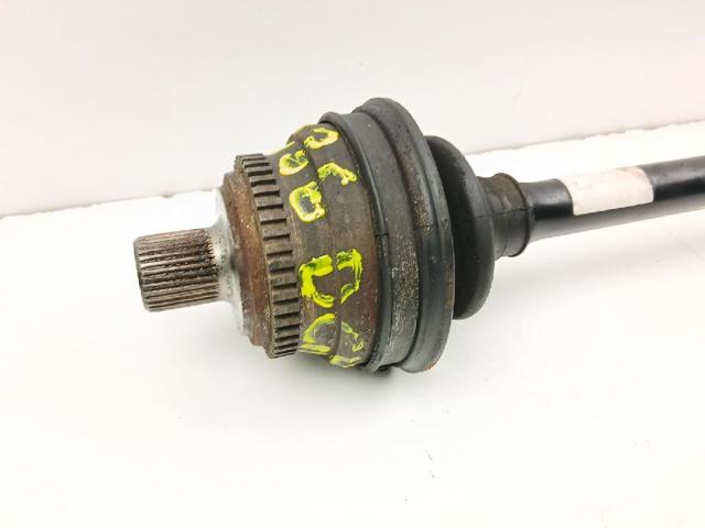 Półoś tylna Audi A4 8D2