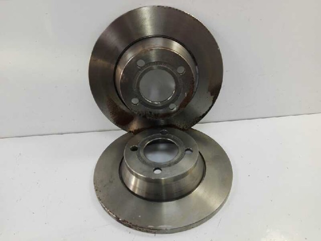 Tarcza hamulcowa przednia 8A0615301 VAG