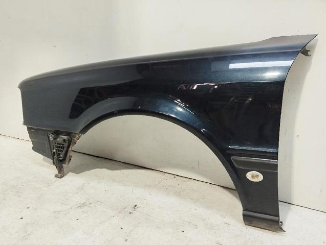 Błotnik przedni lewy Audi 80 8C2