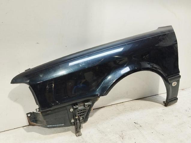 Błotnik przedni lewy Audi 80 8C2