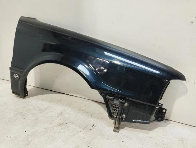 Błotnik przedni prawy Audi 80 8C2