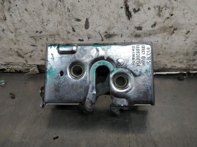 Zamek drzwi tylnych lewych 8A0839015A VAG