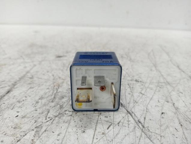 Przekaźnik świec żarowych Audi A8 4D2, 4D8