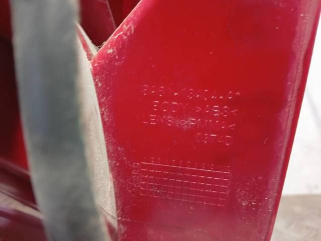 Lampa zespolona tylna prawa 8A6113404A FORD