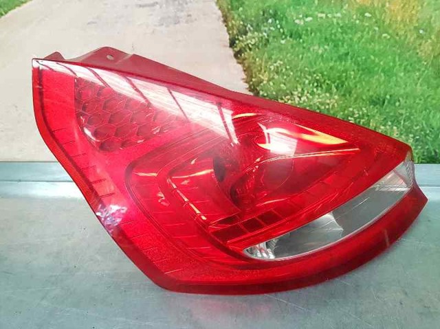 Lampa zespolona tylna lewa 8A6113405A FORD