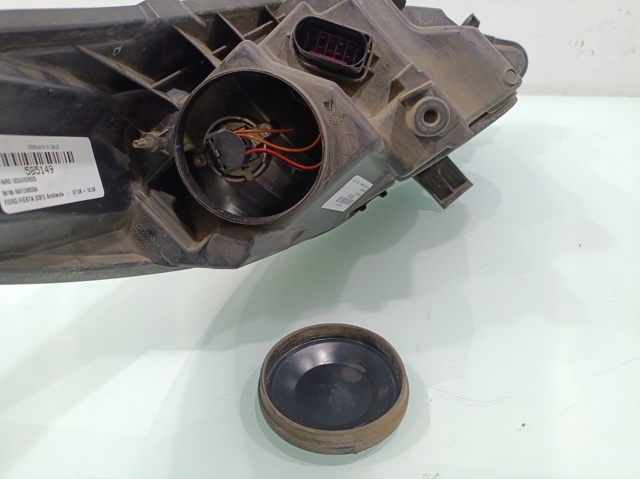 Reflektor lewy 8A6113W030AH FORD
