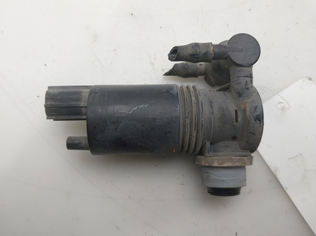 Pompka spryskiwacza szyby przedniej 8A6117K624AA FORD