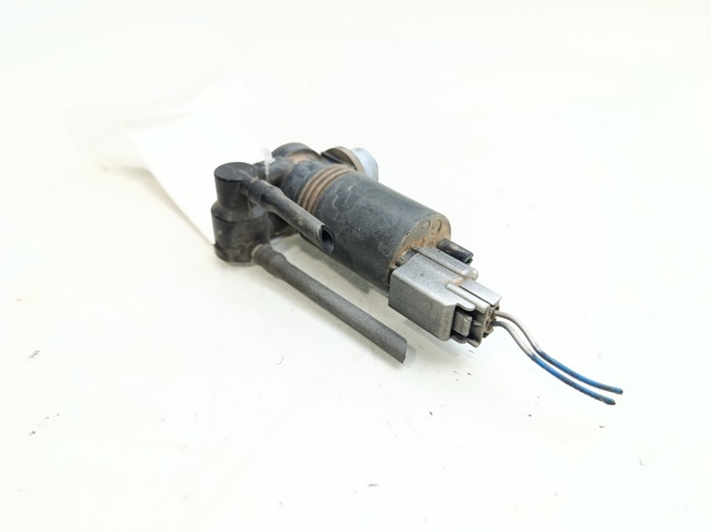 Pompka spryskiwacza szyby przedniej 8A6117K624AA FORD