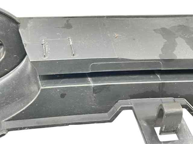 Atrapa chłodnicy Ford Fiesta CB1