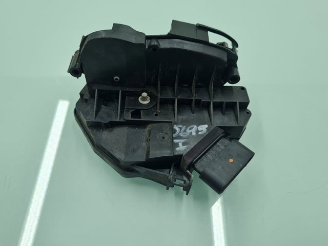 8A6AA21813AJ Ford