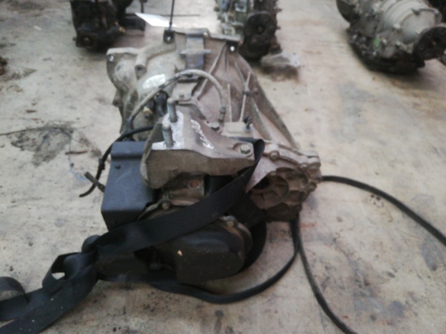 Mechaniczna skrzynia biegów w komplecie 8A6R7002CA FORD