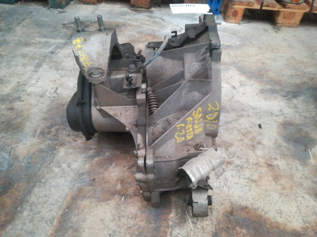 Mechaniczna skrzynia biegów w komplecie 8A6R7002CA FORD