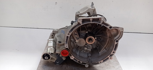 Mechaniczna skrzynia biegów w komplecie 8A6R7002CA FORD