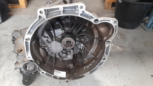 Mechaniczna skrzynia biegów w komplecie 8A6R7002CA FORD