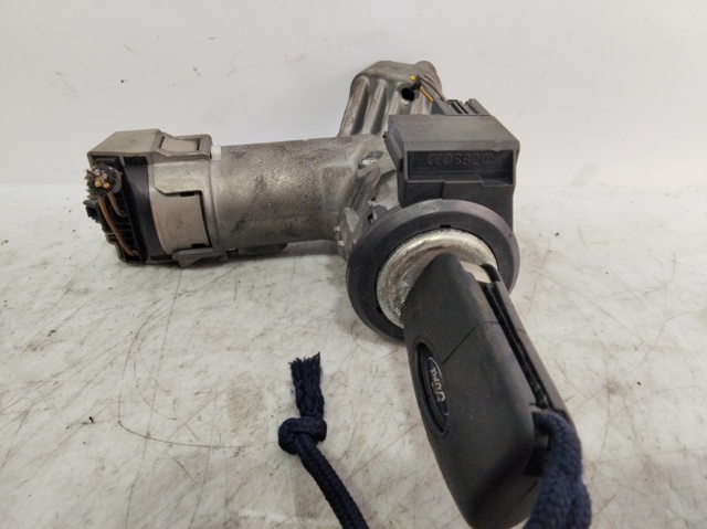8A6T15607AC Ford
