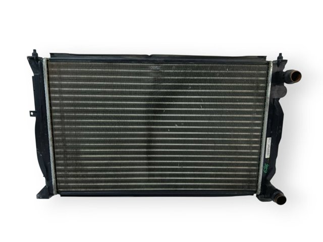 Chłodnica silnika 8D0121251AT VAG