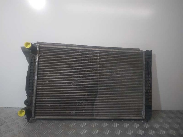 Chłodnica silnika 8D0121251AT VAG