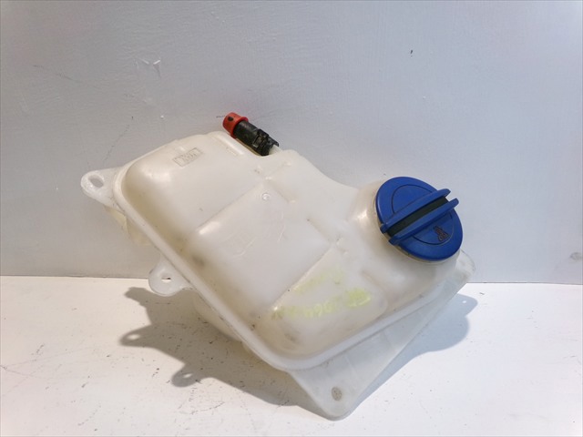 8D0121403D VAG